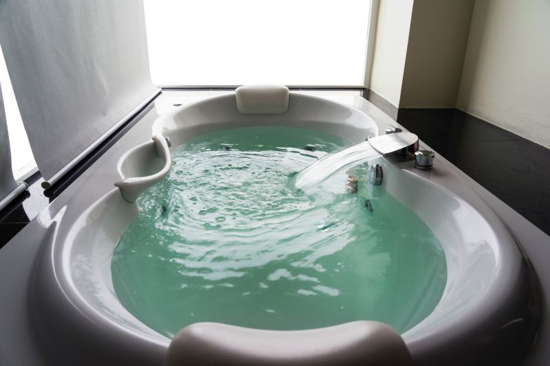 Jacuzzi/Whirlpool Tubs